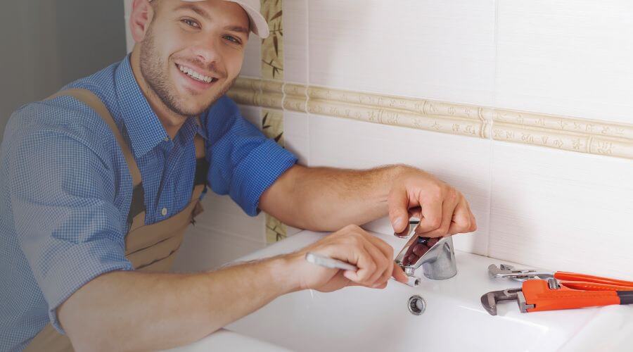Handle or spout repair in Glasgow, MO